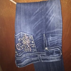Beautiful pair of Miss Me Jeans